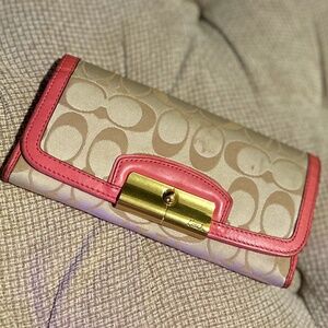Coach Women's Tech Wallet in Colorblock Signature Canvas